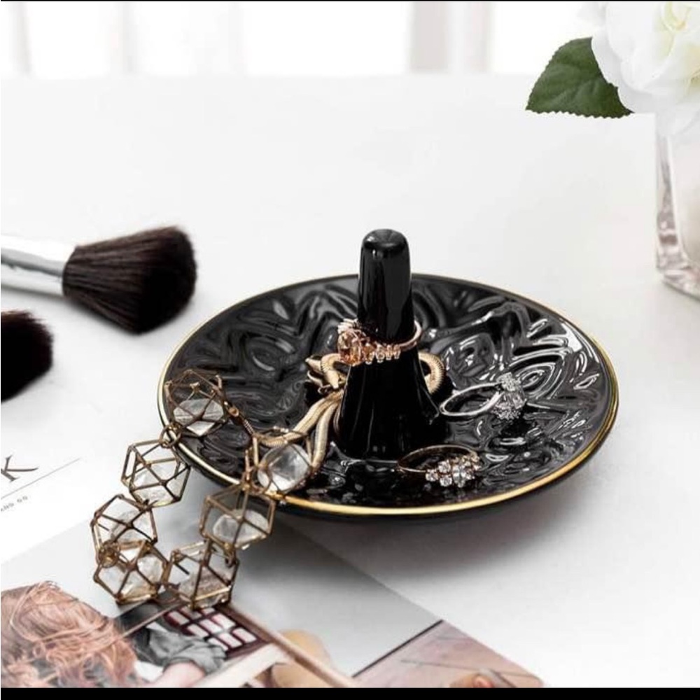Decorative Raised Heart Design Black Ceramic Ring Dish, Trinket Holder